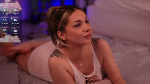 Ana online show from June 16, 9:17 pm