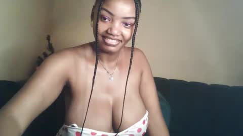 Snapshot of flirtymimie chatting on February 13, 7:59 am flirtymimie online show from February 13, 7:59 am