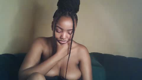 Snapshot of flirtymimie chatting on February 19, 7:26 am flirtymimie online show from February 19, 7:26 am