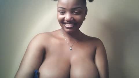 Snapshot of flirtymimie chatting on May 14, 9:27 am flirtymimie online show from May 14, 9:27 am