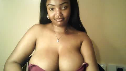 Snapshot of flirtymimie chatting on July 28, 4:39 pm flirtymimie online show from July 28, 4:39 pm