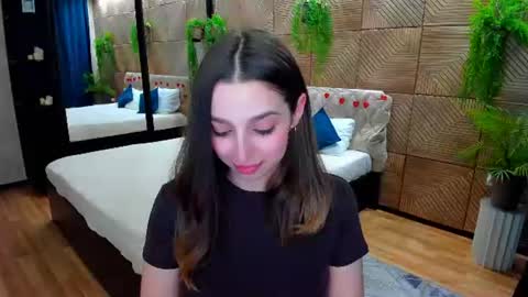 Snapshot of flirtyspark chatting on June 14, 2:24 am Agata online show from June 14, 2:24 am