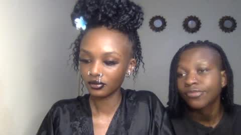 Snapshot of flirtyy_sheery chatting on July 13, 10:01 pm sheery online show from July 13, 10:01 pm