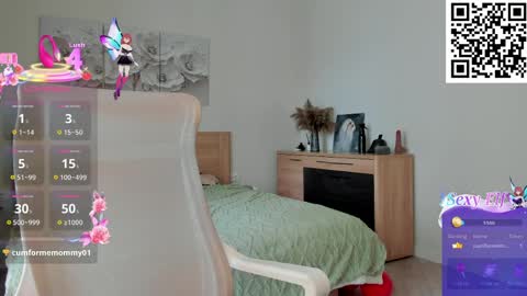 Snapshot of flooora_0 chatting on April 8, 1:38 am Mona online show from April 8, 1:38 am