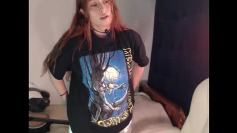 flor3citarockera online show from February 24, 3:54 pm