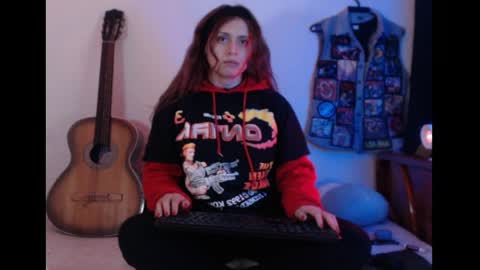 flor3citarockera online show from May 19, 2:45 pm