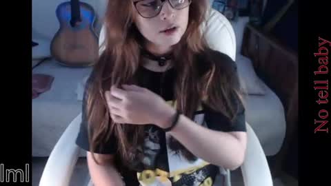 flor3citarockera online show from July 6, 3:58 pm