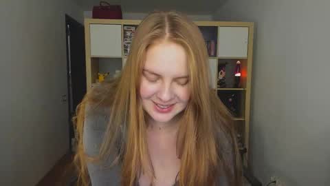 Snapshot of flora_fiore chatting on September 24, 6:28 am Hayley I WILL COME BACK ON MAY 27TH 6pm UTC online show from September 24, 6:28 am