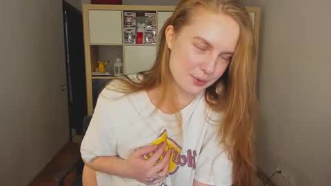 Snapshot of flora_fiore chatting on September 26, 6:39 am Hayley I WILL COME BACK ON MAY 27TH 6pm UTC online show from September 26, 6:39 am