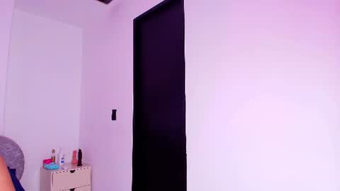 Snapshot of flordecayena_ chatting on June 11, 3:04 am Flordecayena online show from June 11, 3:04 am