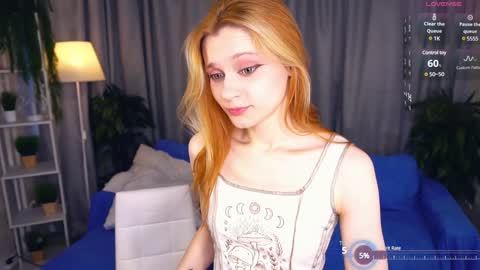 Snapshot of florencewilliam chatting on January 28, 11:17 am Miranda Day Edanight. online show from January 28, 11:17 am