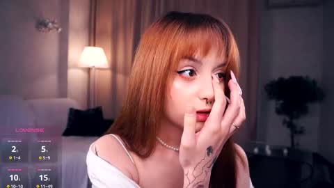 Snapshot of florencewilliam chatting on March 10, 6:45 pm Miranda Day Edanight. online show from March 10, 6:45 pm