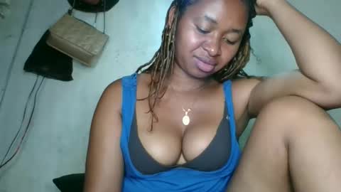 florencia011 online show from October 29, 7:37 pm