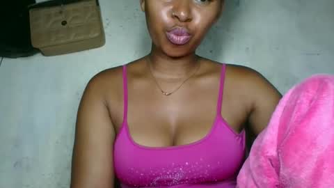 florencia011 online show from November 7, 8:20 pm