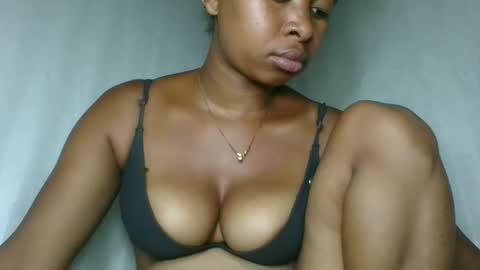 florencia011 online show from December 18, 9:26 am