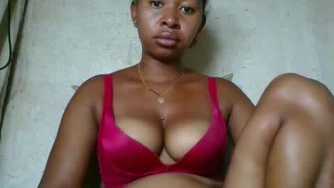 Snapshot of florencia011 chatting on March 23, 7:40 pm florencia011 online show from March 23, 7:40 pm