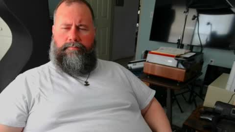FloridaBear online show from May 2, 4:23 pm