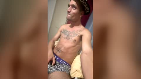 Snapshot of floridaloverboy88 chatting on December 16, 11:59 am floridaloverboy88 online show from December 16, 11:59 am