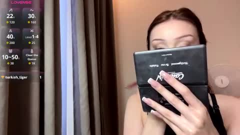 Lucy online show from July 18, 3:16 pm