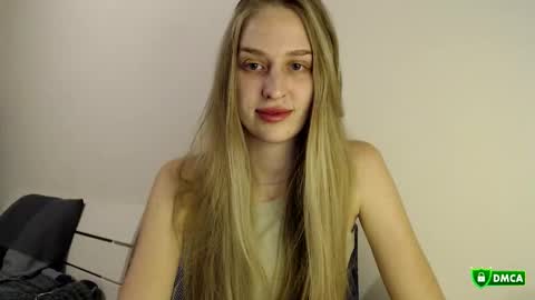 Snapshot of florisalberta chatting on October 19, 8:53 pm Florisa online show from October 19, 8:53 pm