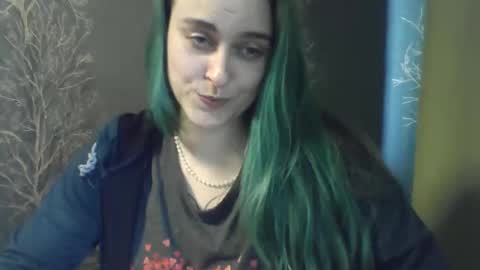 Snapshot of flower_bluee chatting on April 7, 1:33 pm Ambika 3 online show from April 7, 1:33 pm