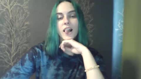 Snapshot of flower_bluee chatting on April 17, 12:41 pm Ambika 3 online show from April 17, 12:41 pm