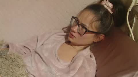 say meow and send tip  online show from October 30, 5:35 pm