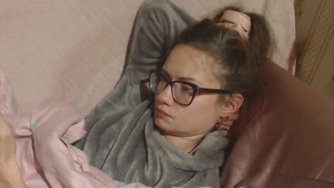 say meow and send tip  online show from November 28, 12:46 am