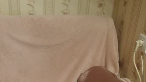 Snapshot of flowercandydoll chatting on December 20, 8:49 pm say meow and send tip online show from December 20, 8:49 pm