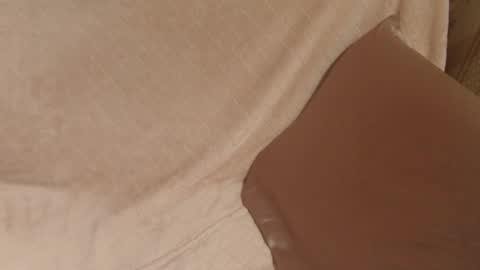 Snapshot of flowercandydoll chatting on January 15, 11:30 pm say meow and send tip online show from January 15, 11:30 pm