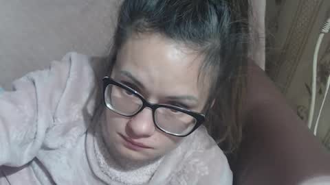 Snapshot of flowercandydoll chatting on January 19, 6:28 am say meow and send tip online show from January 19, 6:28 am