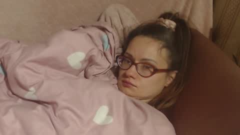 Snapshot of flowercandydoll chatting on February 5, 10:14 pm say meow and send tip online show from February 5, 10:14 pm