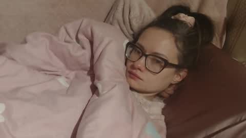 Snapshot of flowercandydoll chatting on February 12, 12:38 am say meow and send tip online show from February 12, 12:38 am