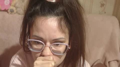 say meow and send tip  online show from March 23, 8:51 am