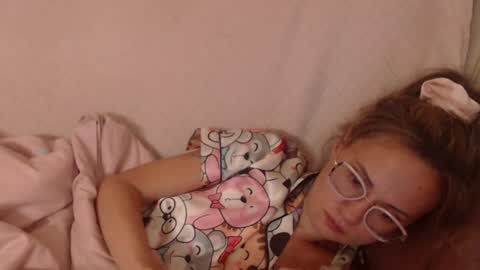 Snapshot of flowercandydoll13 chatting on July 9, 1:26 pm say meow and send tip online show from July 9, 1:26 pm