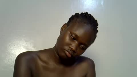 flowerdiva002 online show from January 12, 9:53 pm