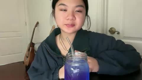 flowerlvr online show from January 21, 12:36 am