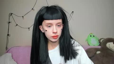 Snapshot of flowerofsin2001 chatting on September 20, 4:30 pm Flower online show from September 20, 4:30 pm