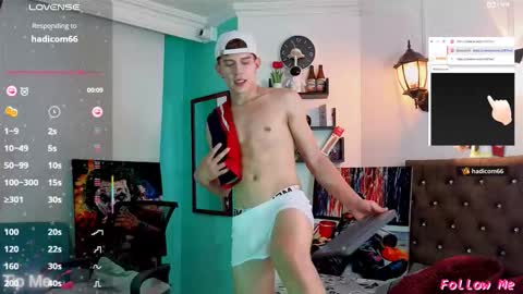 flowers109 online show from November 11, 11:16 pm