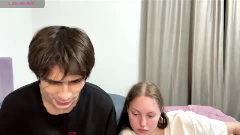 flowerscouple online show from May 26, 10:28 pm