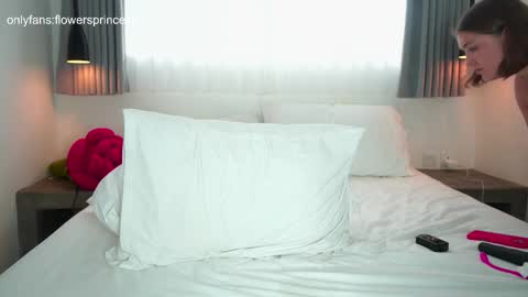 Snapshot of flowersprincess chatting on March 3, 7:25 am DARYA online show from March 3, 7:25 am