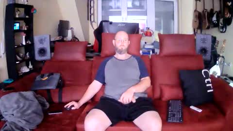Floydorian online show from October 8, 9:07 am