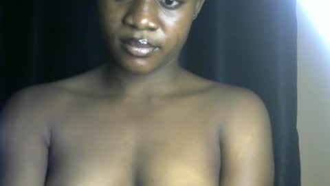 Snapshot of flrity10 chatting on June 12, 3:44 pm Flirty online show from June 12, 3:44 pm