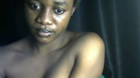 Snapshot of flrity10 chatting on June 15, 2:41 pm Flirty online show from June 15, 2:41 pm
