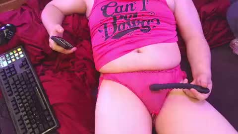 flufferbutt2 online show from July 7, 8:02 pm