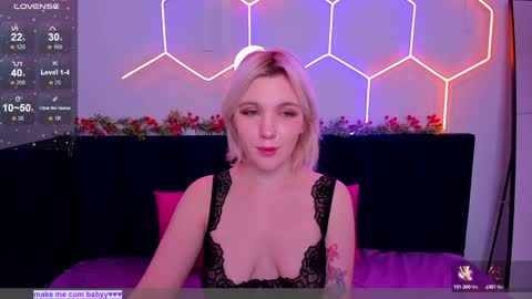 Monica online show from December 19, 1:39 am