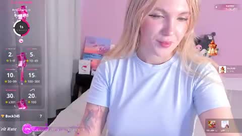 Snapshot of fluffy_monica chatting on July 30, 1:26 am Monica online show from July 30, 1:26 am