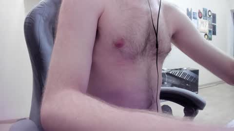 fluffycat  online show from February 8, 9:15 pm