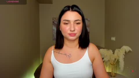 Snapshot of flufyfoxx chatting on July 9, 12:26 am Lina online show from July 9, 12:26 am