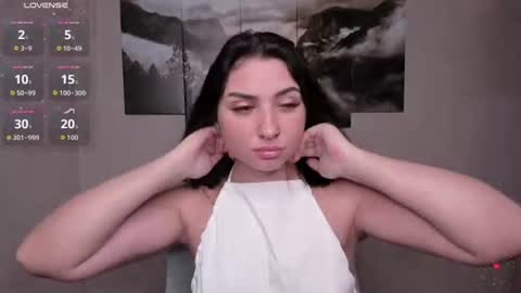 Snapshot of flufyfoxx chatting on July 24, 2:09 am Lina online show from July 24, 2:09 am